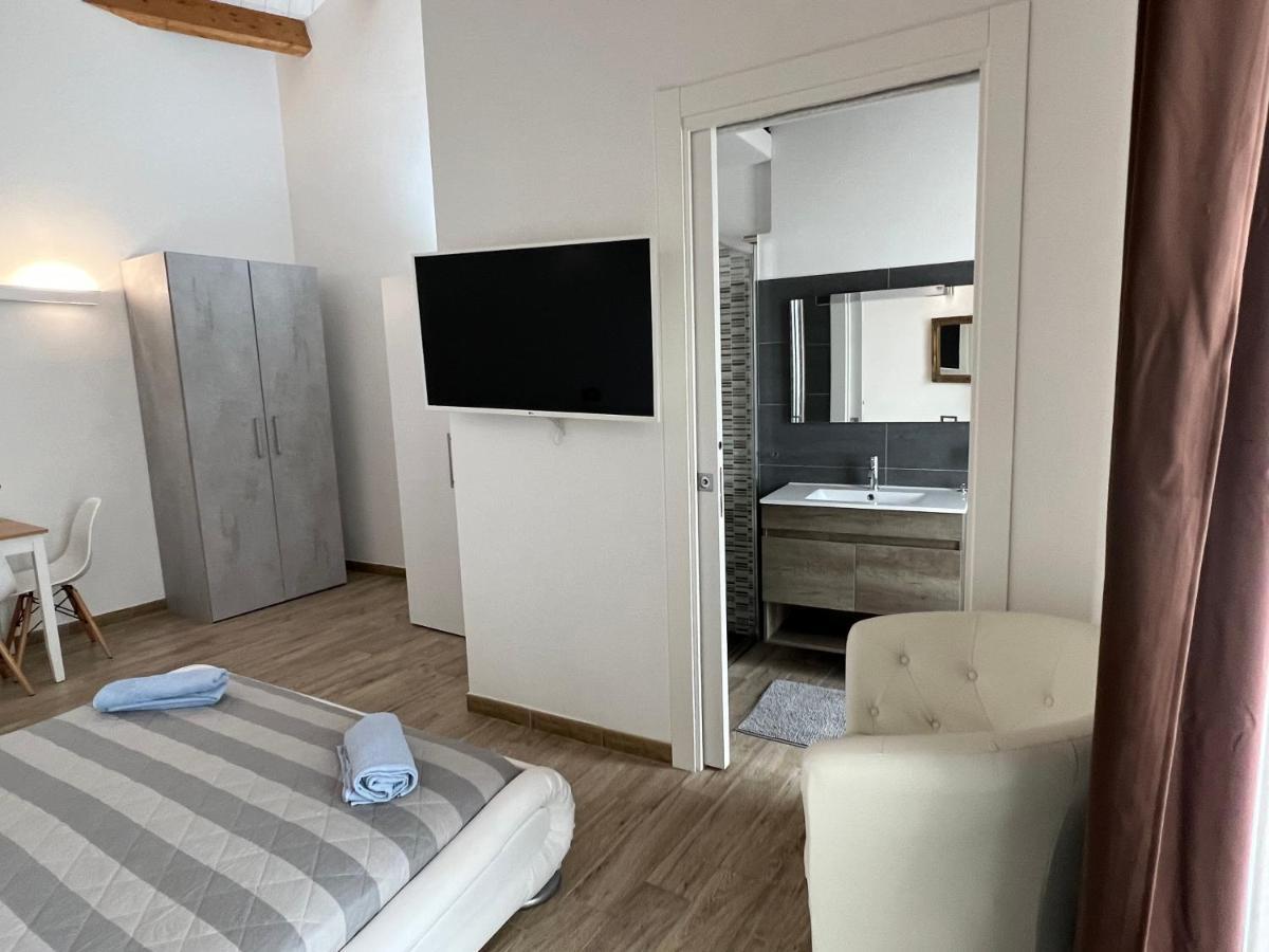 L'Angelo Bianco Apartment Pula Luaran gambar